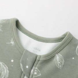 Owlivia 1.0 Tog Baby Schlafsack aus 100% Bio-Baumwolle mit Füßen - Ganzjähriger Komfort für Ihr Kleinkind, Feder Grün 70 cm (1 Jahr)