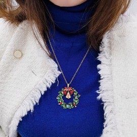 Rhinestone Christmas Wreath Pendant Necklace for Women Glitzy Crystal Red Green Flower Bow Bowknot Jingle Bell Charms Drop Link Chain Necklaces Fashion Cute Xmas Holiday Festival Ornament Jewelry 20 Inch (Rose Gold)