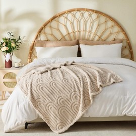 Lotus Karen Throw Blanket for Couch - Fleece Jacquard Fuzzy Blanket Soft Throw Blankets for Girls Women Cozy All Season Linen 50x70