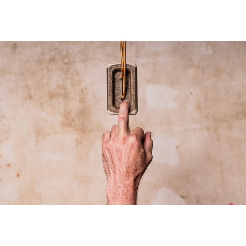 Captain Fingerfood Pocket Hangboard