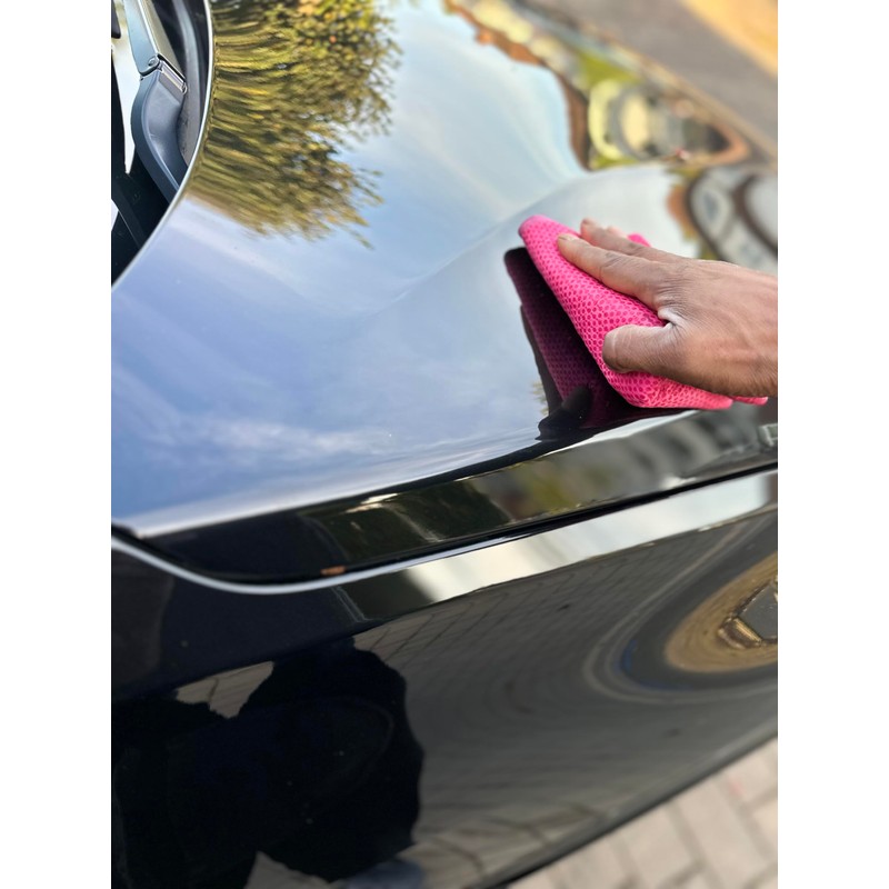 Premium Super Absorbent Chamois Towel - 26"x17" Scratch-Free Car Drying