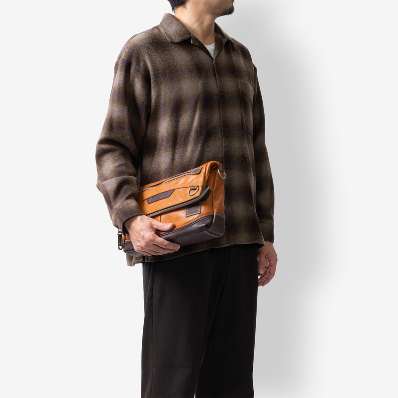 Mustache VMR-5696 YUQ Shoulder Bag, Camel
