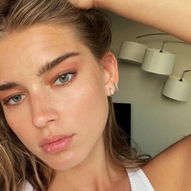 Finrezio Small Gold Earrings for Women Trendy 14k Gold Plated Huggie Hoop Earrings Hypoallergenic Cartilage Earring Sets for Multiple Piercing Dainty Gold Stud Earrings for Women