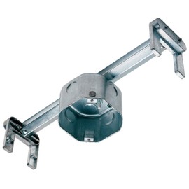 Pass & Seymour 22200 Retrofit Reiker Fan Brace with 25-Cubic-Inch Electrical Box for 16 t0 24 Inch Span (1 Count)