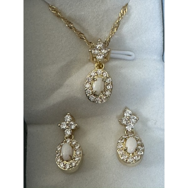 Ladies Opal and Cubic Zirconia 18" Gold Tone Twist Chain