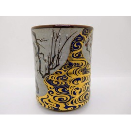 Kutani yaki(ware) Japanese Yunomi teacup Gold Plum