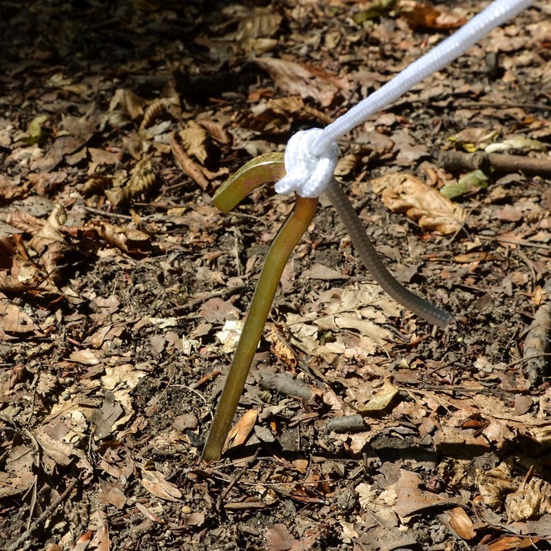 AMANKA Stahl-Hart 5 Square Tent Pegs 220 x 6 mm