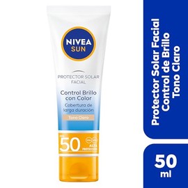 Protector Solar Facial NIVEA SUN Control Brillo Tono Claro, Cobertura de Larga Duración FPS 50+ 50ml
