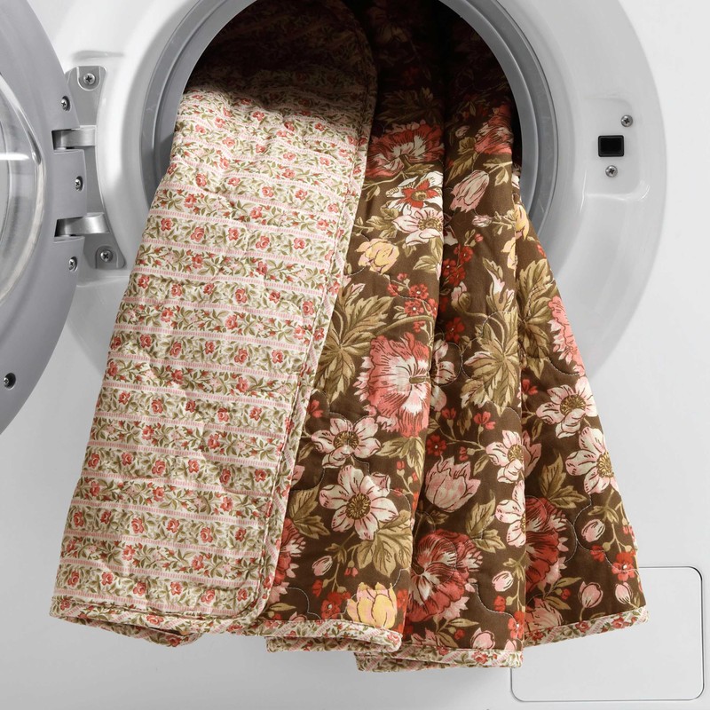 Laura Ashley - Full/Queen Quilt Set, Reversible Cotton Bedding with