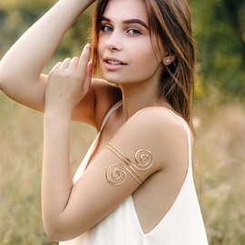 Finrezio 7Pcs Arm Cuff Upper Arm Band for Women Silver Gold Arm Bangle Cuff Bracelets Adjustable Armlet ArmBand Jewelry Set