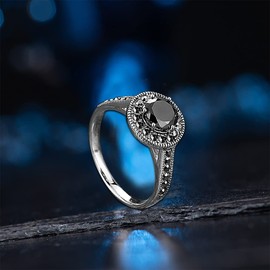 Aprilery Black Onyx Rings, Vintage Silver Statement Ring Marcasite Fashion Cocktail Ring Jewelry for Women Crystal Onyx Stone RingsGirls Teens (Circle, 10)