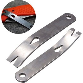 Mini Crank Crowbar, Stainless Steel Mini EDC Pry Bar Keychain Multi-Function Pocket EDC Tools Survival Scraper Opener for Outdoor, Indoors(3 Inch)