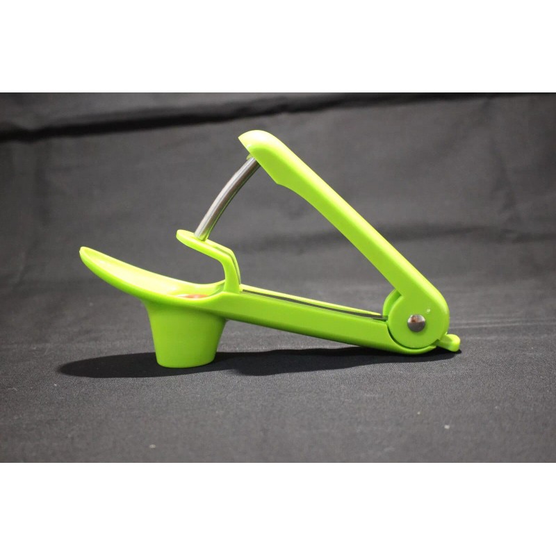 Veleka Cherry/olive pitter Easy one hand operation, new in box,