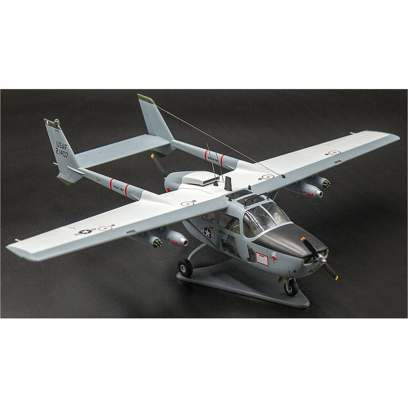 ICM ICM48290 1:48-Cessna O-2A Skymaster (Recon.)