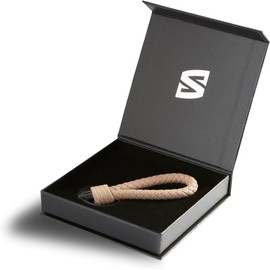 SERASAR Llavero de Piel Strong con Llavero de Acero Inoxidable - Anillos Adicionales para Llaves Pequeñas - Ideal para Llaves Coche, Moto, Bicicleta y Casa - con Caja Regalo