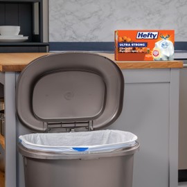 Hefty Ultra Strong 13 Gallon Trash Bags, Tall Kitchen Trash Bags 13 Gallon Size, Drawstring Closure, Continuous Odor Control, White, Cinnamon Pumpkin Spice Scent, 20 Bags