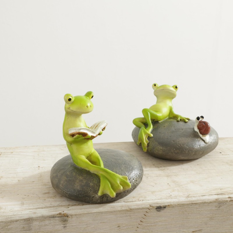 Kawada Boeki Figurine Reading Frog 1202PKC014