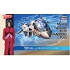 Hasegawa Macross Plus 65872 Mun Van Lone w/YF-19 Macross Plus