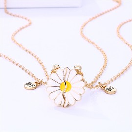 2Pcs Half Sun Sunflower Daisy Flower Pendant Necklace for Women Best Friend Attraction Long Distance Matching Adjustable Necklace Friendship Jewelry-D gold sunflower