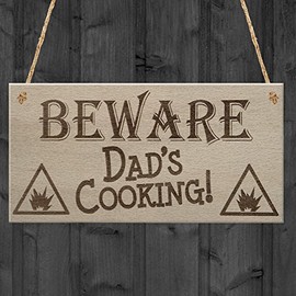 RED OCEAN Beware Dad's Cooking Funny Father's Day BBQ Hanging Plaque Man Cave Gift Sign