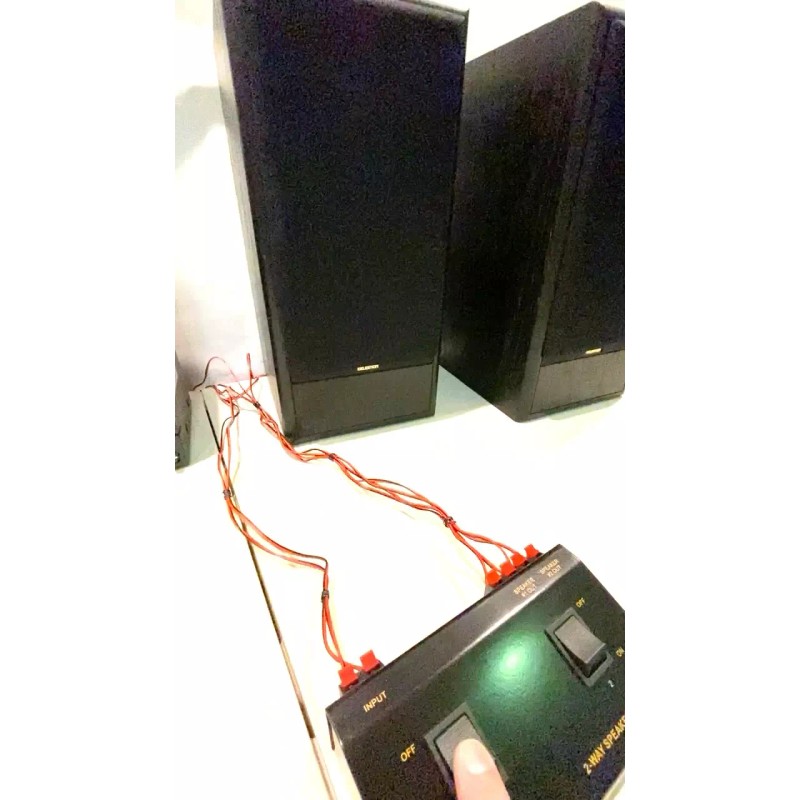 Universal A/B A+B Switch 1 IN - 2 OUT 2