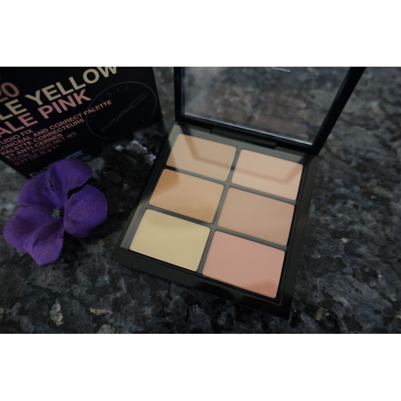 M·A·C MAC studio fix conceal and correct palette in light