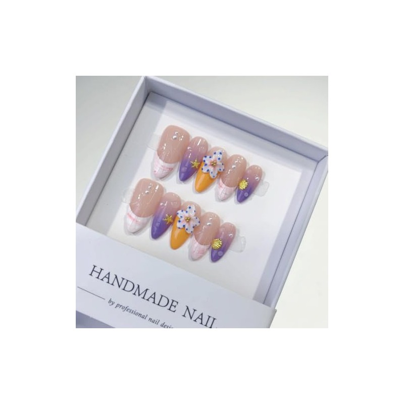 Uñas postizas cortas almendradas hechas a mano