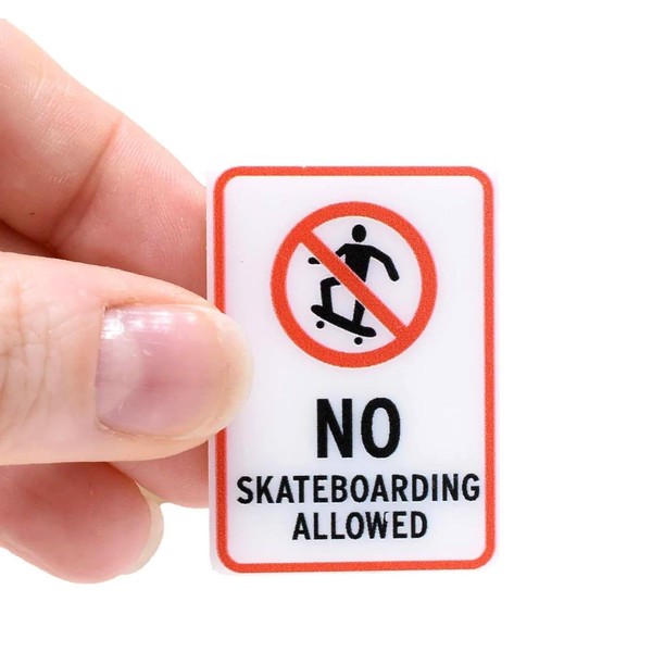Melody Jane Dolls House No Skateboarding Allowed Sign School Park
