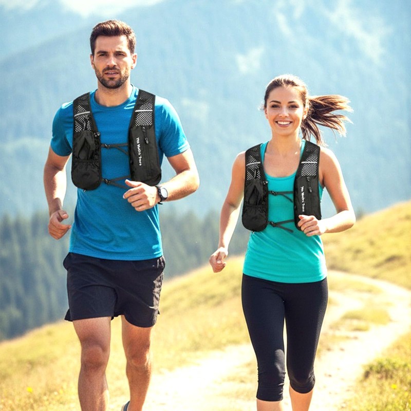 Running Vest Hydration Backpack Men Women, Lightweight Breathable Reflective Strips
