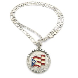 NYFASHION101 Flag of Puerto Rico Rhinestone Medal Pendant with 5mm 24" Figaro Chain Necklace, Silver-Tone