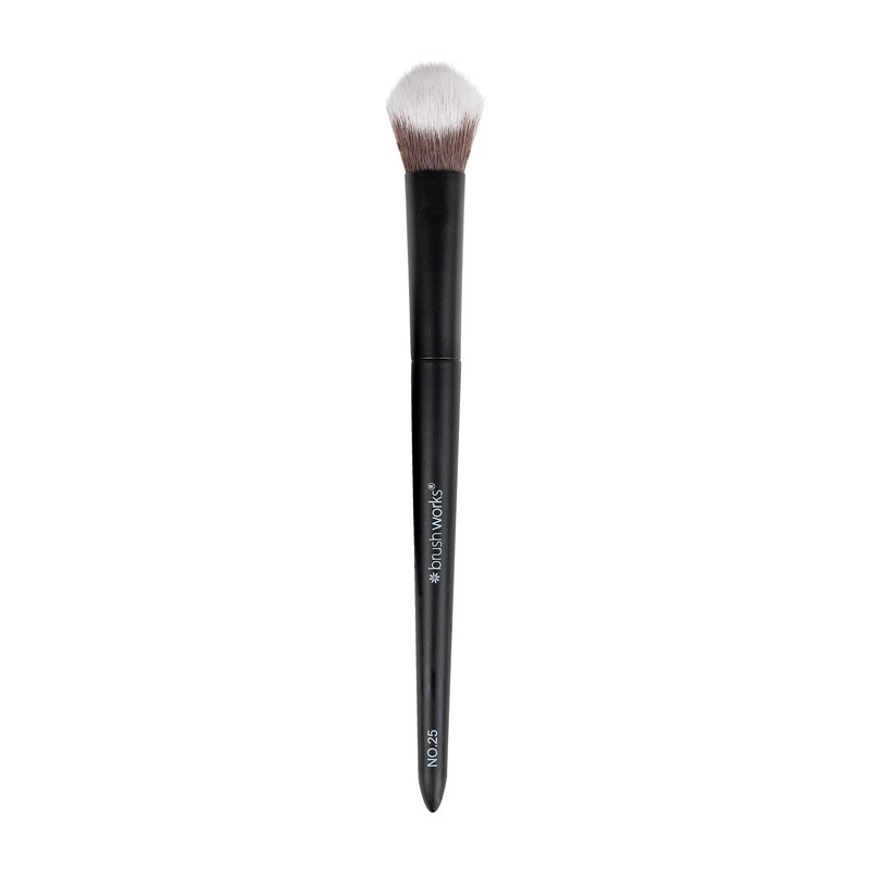 Brushworks No. 25 Brightening Concealer Brush