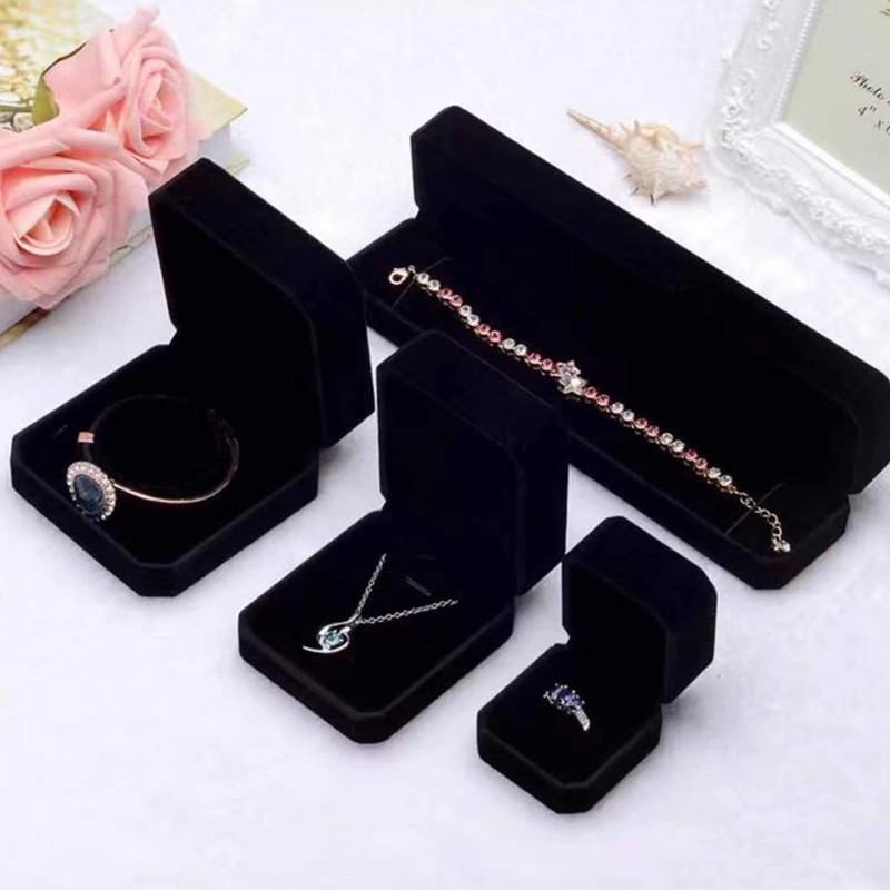 Tianying Necklace Case,Black Chain Jewelry Box,Bracelet Pendant Gift Box,Black Velvet