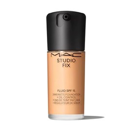 MAC Cosmetics Studio Fix Fluid Foundation SPF15 24HR Matte NC20 30ml