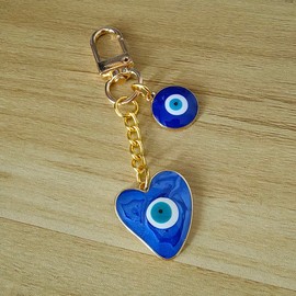 Evil Eye Keychains Sweat-heart Protection Charm for Women Men Car Key Ring Bag Purse Accessories Good Luck Amulet Protection (Heart)