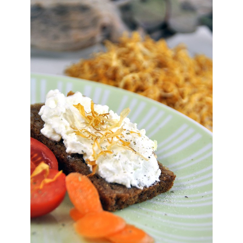direct&friendly Organic marigold flowers without calyx marigold petals marigold tea