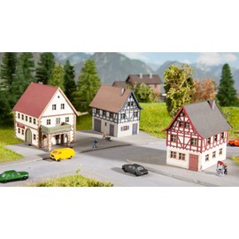 NOCH 44310 Village Set (3 Pieces)