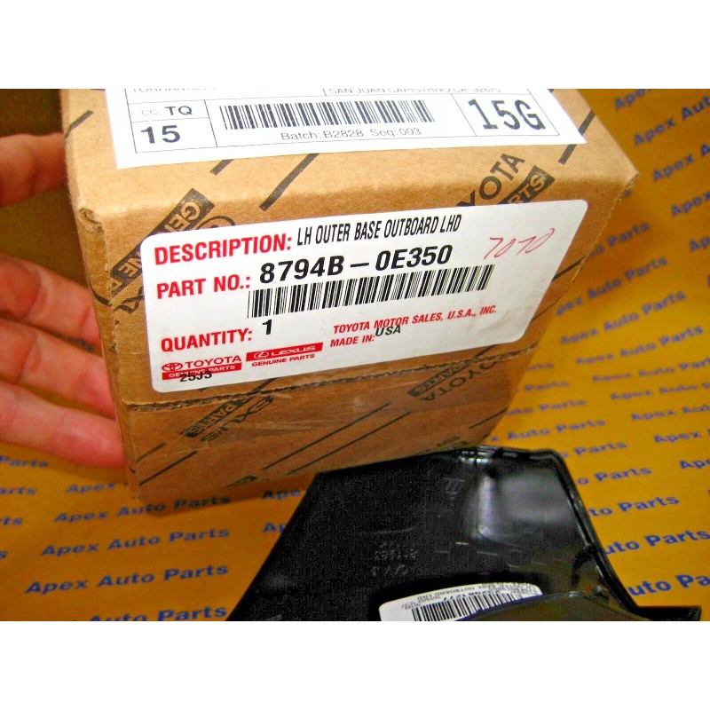 Toyota Highlander Drivers Side Mirror Lower Cover Plate OEM New