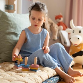 Kindsgut Steck-Puzzle Regenbogen, Förderung der Motorik, Holzspielzeug, Lernspielzeug für Kleinkinder, Geschenkidee für Geburtstage und Feiern, 9 Teile, Ida