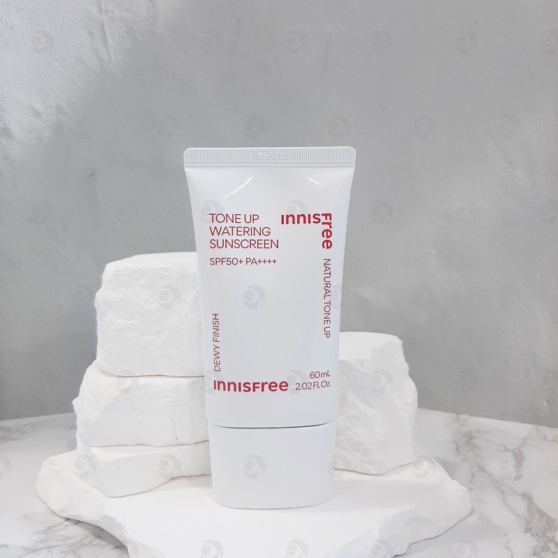 Innisfree Tone-Up Watering Sunscreen 60ml (SPF50+) New / 이니스프리 톤업