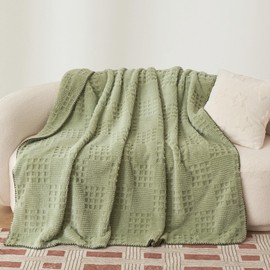 Miyacare Cuddly Blanket, 100 x 150 cm, Couch Blanket, Throw, Soft and Warm Fleece Blanket, Waffle Pattern Blanket, Cosy Cord Blanket, Cuddly Blanket, Fluffy (Grass Green, W 100 x L150 cm)