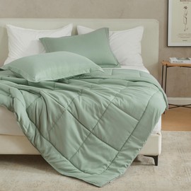 Great Bay Home Twin Reversible Comforter Set | Down Alternative Sage 2 Piece Comforter Sets | All Season Bedding, Bedroom Decor for Women and Men (Twin/Twin XL, Sage)