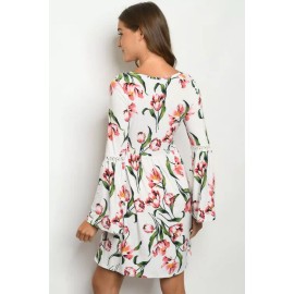 Veveret Off White Floral Bell Sleeve Dress Size Medium Boho Inspired Lace Accent