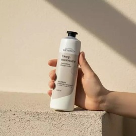 Beyond 비욘드 대용량 머스크향 사과향 딥모이스처 스무딩 핸드크림 100 mL [02 토탈 인텐스 핸드크림 100mL] Beyond Large Capacity Musk Scent Apple Scent Deep Moisture Smoothing Hand Cream 100 mL [02 Total Intense Hand Cream 100 mL]