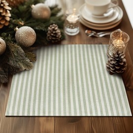 TOPICK Place Mats for Table Linen Blend Table mats Set of 4 Striped Placemats Durable Textured Table Placemats Soft Washable Placemats for Kitchen Dining Table Double Layer Tablemats 13x19 Inch Green