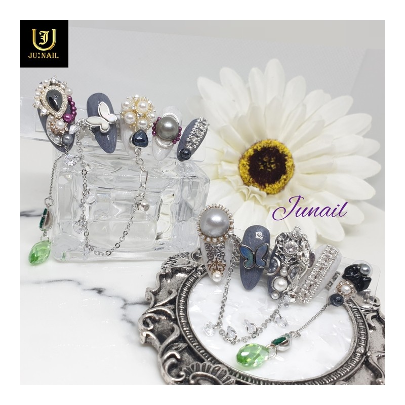 ❗Limited❗ Butterfly~♬ Handmade nail tip - Short straight nose pin