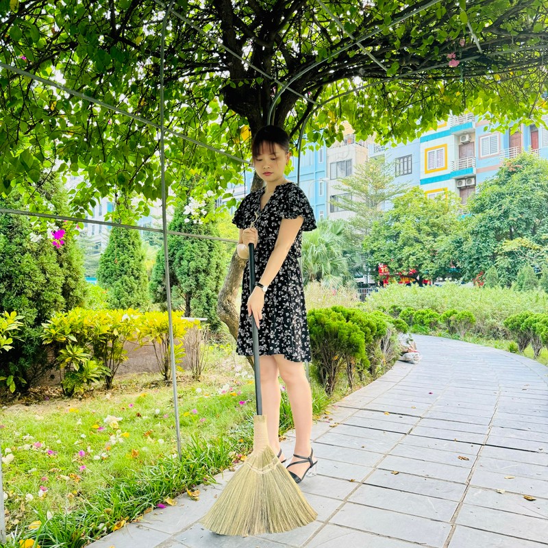 TTS For Home Vietnamese Broom 46-Inch Length for Sweeping Indoor
