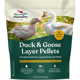 Manna Pro Duck & Goose Layer Pellets, High Protein for Increased Egg Production, Formulated with Probiotics to Supports Gut Health & Digestion, 8 lbs