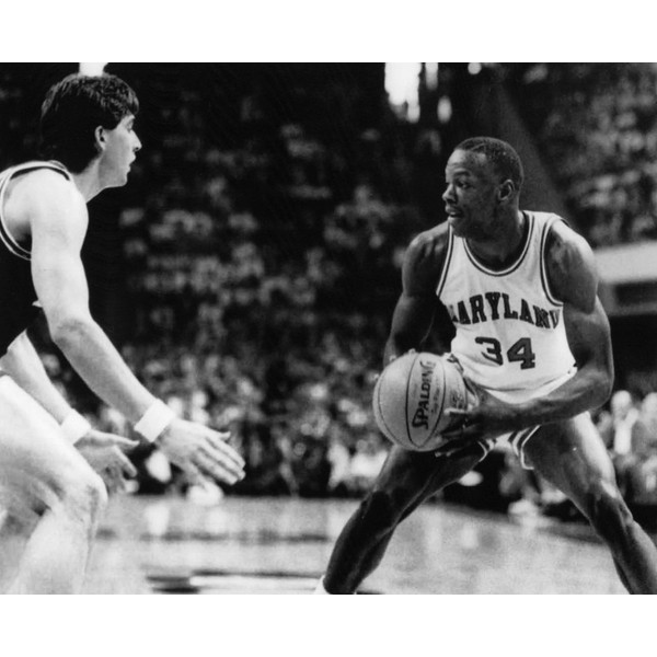 LEN BIAS MARYLAND TERRAPINS 8X10 HIGH GLOSSY SPORTS ACTION PHOTO (R)
