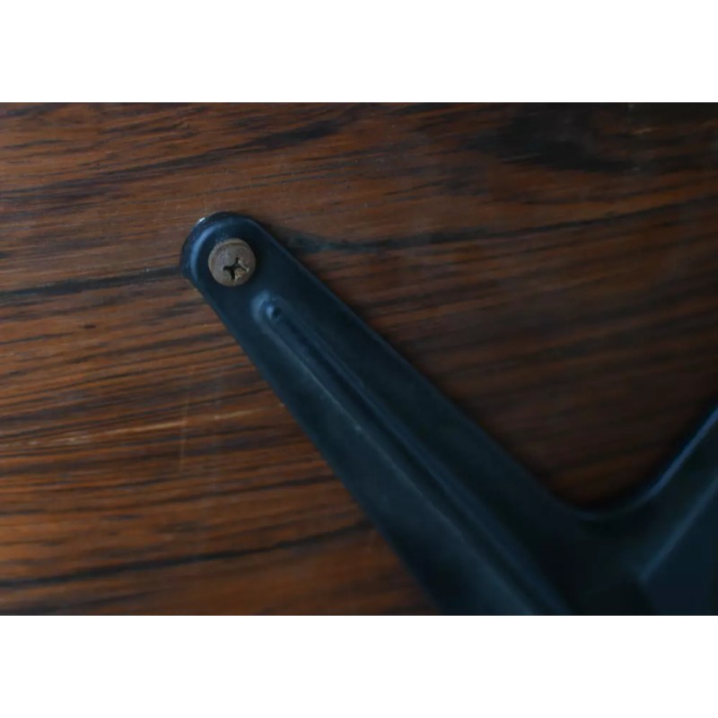 Herman Miller New Anodized Screw Fastener Herman Miller 470 Lounge