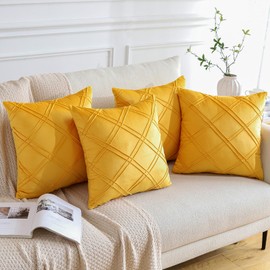 Sungeek Set of 4 Soft Velvet Decorative Cushion Covers Diamond Pattern Pillow Covers with Invisible Zipper Square Throw Pillow Cases for Sofa Car Patio Bedroom Living Room (45x45 cm, Mustard Yellow)